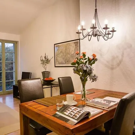 Holiday On The Upper Floor * Gallin